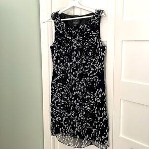 Adrianna Papell black/white dotted ruffle chiffon shift dress-size 14